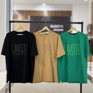 تیشرت لانگ با طرح لاکر